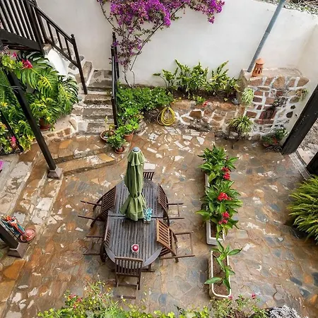 Casa La Fuente 別荘 アロナ