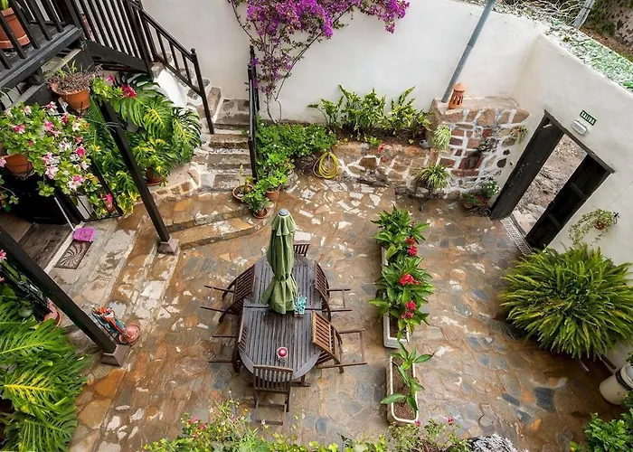 Casa La Fuente Feriehus Arona (Tenerife)