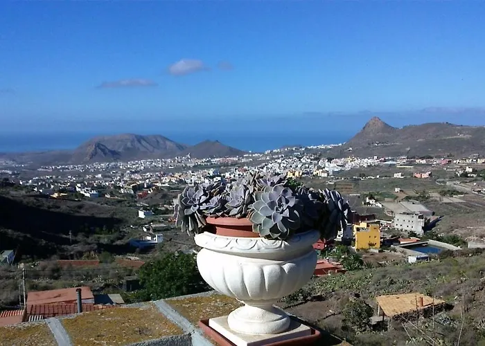 Casa La Fuente Feriehus *