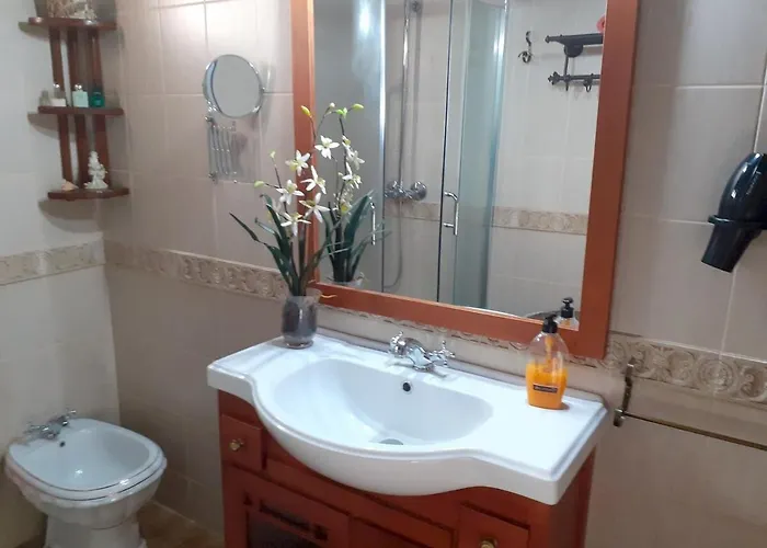 Casa La Fuente * 阿罗纳